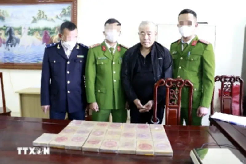 Nghệ An Triệt Phá Đường Dây Mua Bán Trái Phép 22 Bánh Heroin