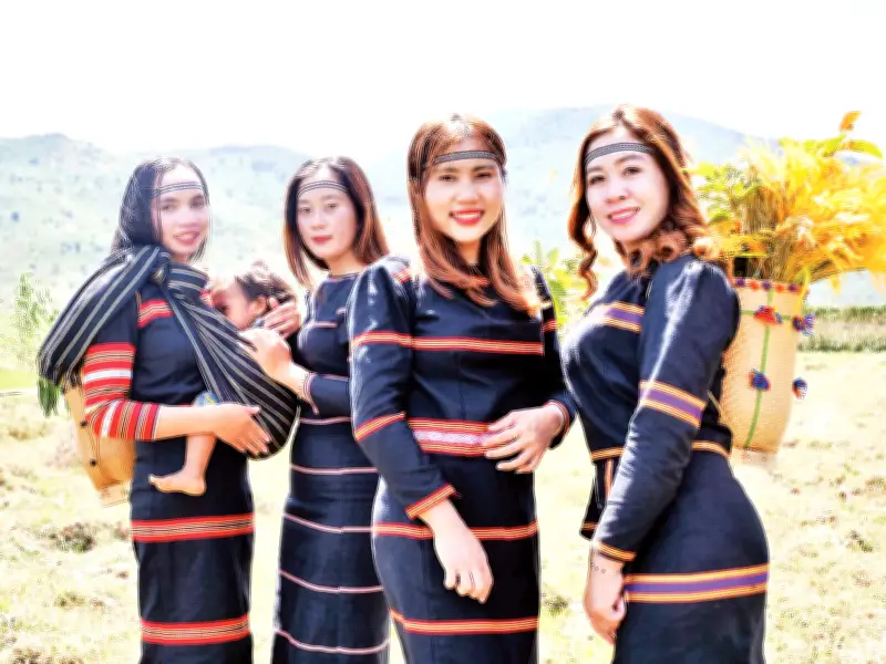 Nghề Dệt Thổ Cẩm Tây Nguyên: Giữ Lửa Truyền Thống Giữa Đại Ngàn