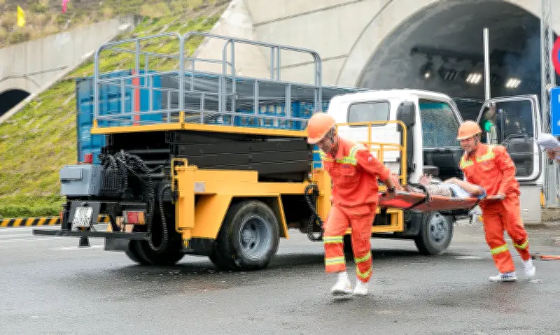 Nghề 'gác cổng sự sống' trong hầm đường bộ: Ranh giới mong manh giữa an toàn và thảm họa