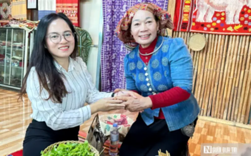 Nghệ nhân Sầm Thị Xanh: Người thổi hồn văn hóa Thái cho du lịch cộng đồng