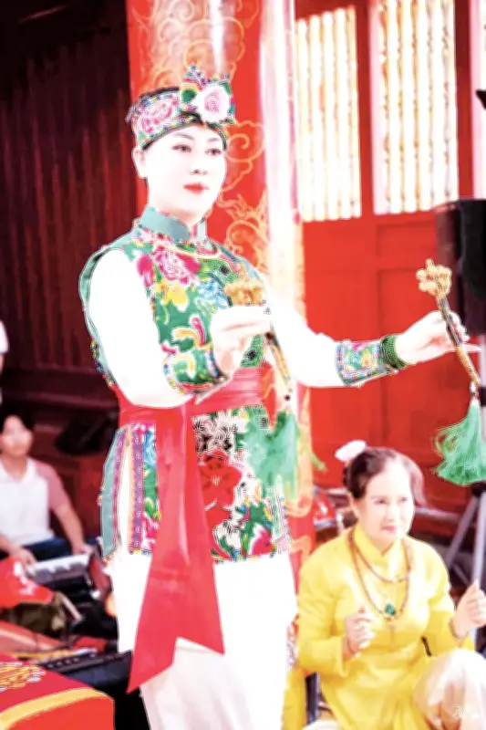 Nghệ Nhân Tâm Anh: Giữ Gìn Cốt Lõi Đạo Mẫu Trong Thời Đại Mới