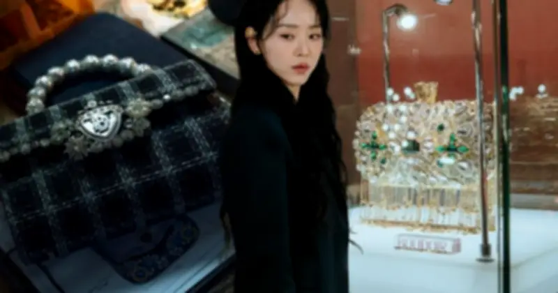 Nghệ thuật lừa dối của Sarah: Phản ánh sâu sắc về marketing xa xỉ và thương hiệu cá nhân