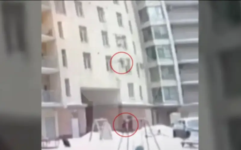 Người hùng dọn dẹp cứu sống bé trai rơi từ tầng 7 ở Nga trong tích tắc