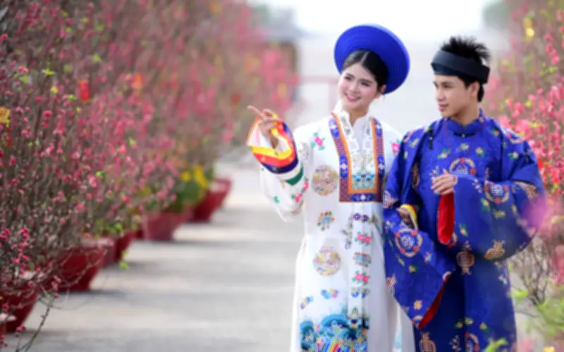 Người Mẫu Cổ Phục Việt Tỏa Sáng Tại Lễ Hội Xuân Cần Giờ, Thu Hút Du Khách