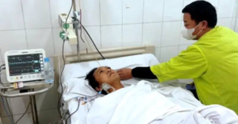 Người đàn ông 28 năm nằm liệt giường nguy kịch, cộng đồng cần hỗ trợ khẩn cấp