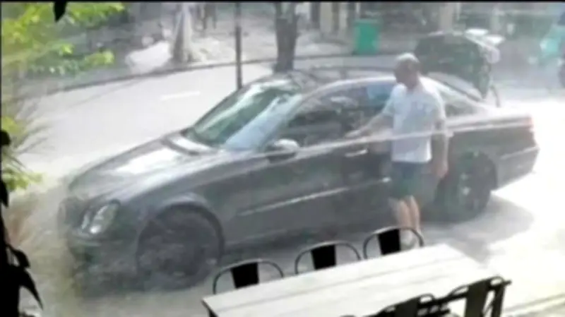 Người nước ngoài nghi trộm xe Mercedes tại Đà Nẵng, công an điều tra làm rõ