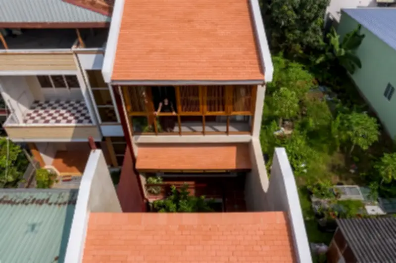 Ngôi nhà thiết kế mở đón gió và ánh sáng tự nhiên từ nhiều phía