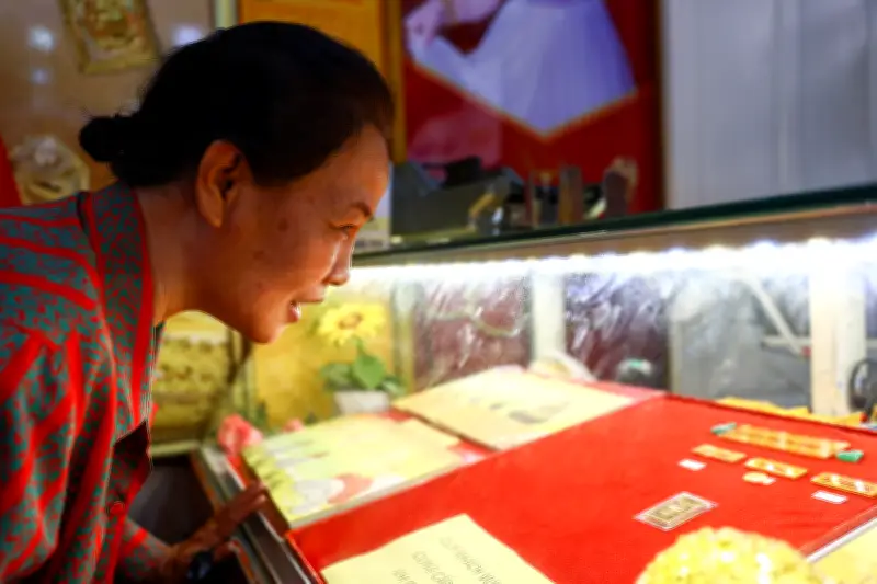 Người Việt chi mạnh tay mua vàng trong năm 2025, đạt mức cao kỷ lục