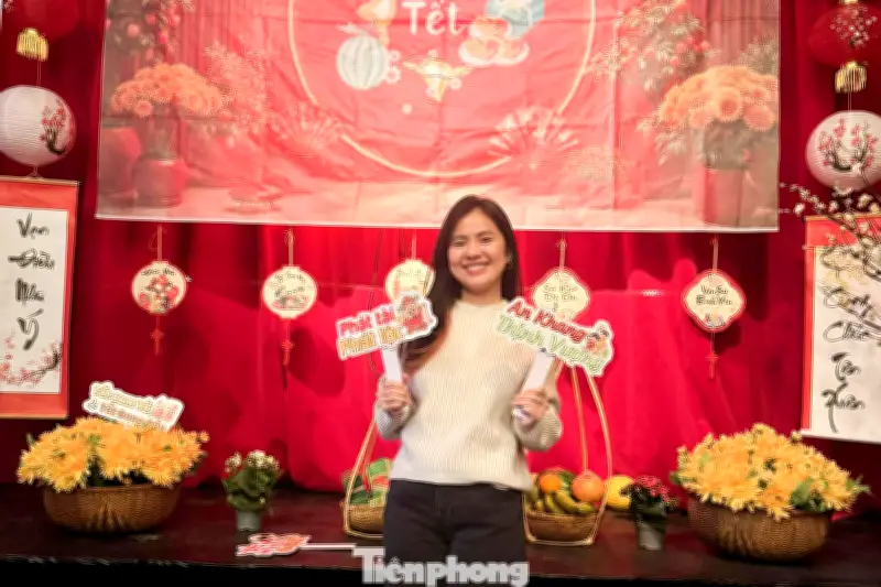 Người Việt trẻ xa xứ đón Tết online, giữ trọn truyền thống quê hương