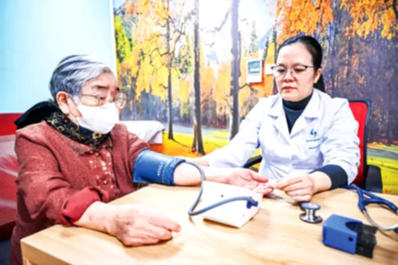 Ngành Y Tế Đối Mặt Thách Thức Tài Chính, Quá Tải Và Giữ Chân Bác Sĩ Giỏi