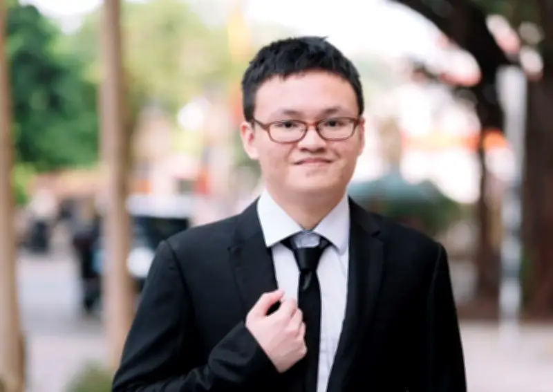 Nguyễn Hoàng Khôi - Tài năng trẻ Việt Nam tỏa sáng với Huy chương Vàng Olympic Quốc tế