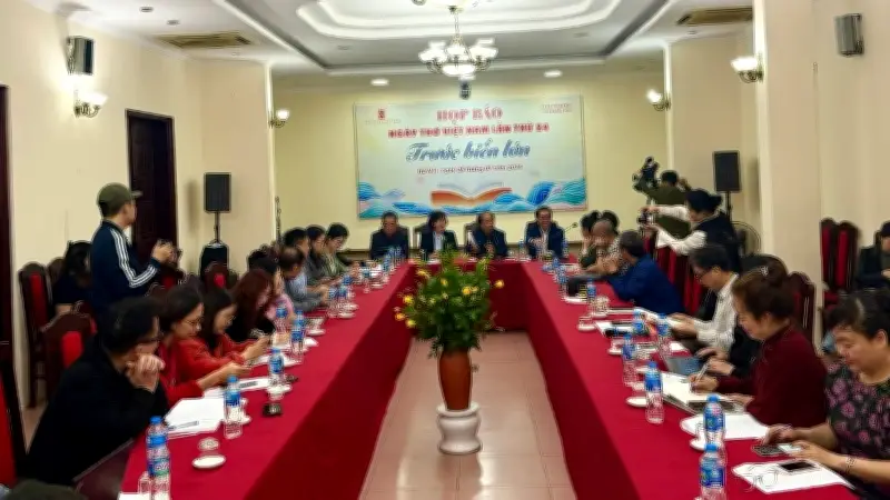 Ngày Thơ Việt Nam lần thứ 24 tại Quảng Ninh: Hướng về 'Biển Lớn' với thông điệp văn hóa sâu sắc