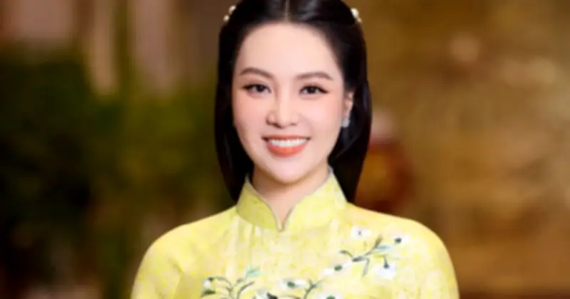 Ngày Thơ Việt Nam lần thứ 24 tại Quảng Ninh: 'Trước biển lớn' khơi dậy khát vọng thi ca 2045