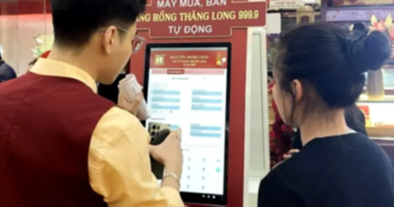 Ngày Vía Thần Tài: Người dân đổ xô mua vàng, doanh nghiệp ứng phó với cơn sốt