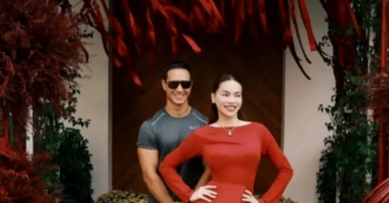 Nhà Hồ Ngọc Hà thơ mộng và biệt thự của Mỹ Linh rực sắc xuân