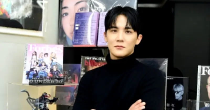 Nhà sản xuất âm nhạc đình đám Jakops bị bắt khẩn cấp tại Nhật Bản vì tàng trữ ma túy