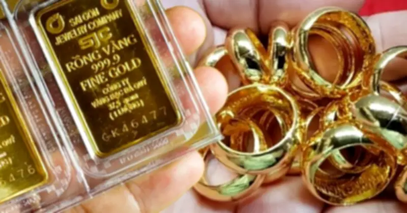 Nhà đầu tư vàng 'ngồi trên đống lửa' trong kỳ nghỉ Tết dài ngày