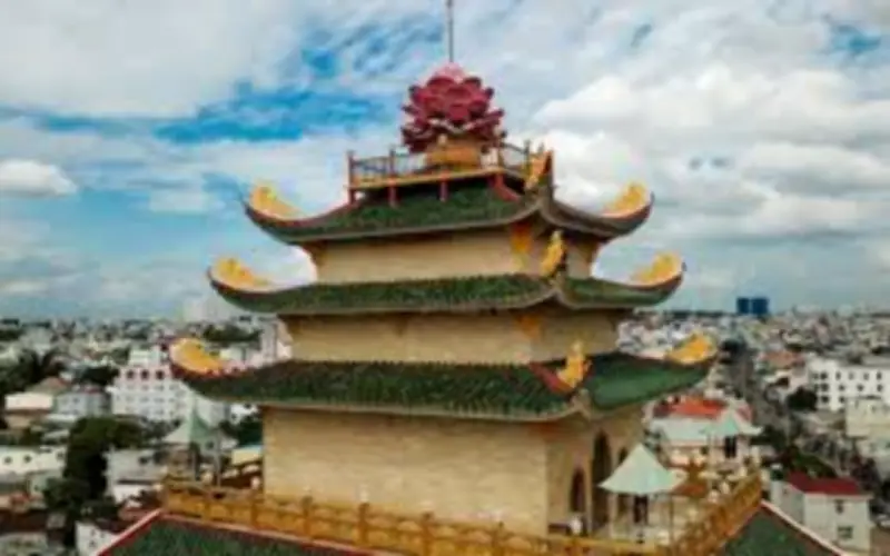 Những điều cần biết khi đi lễ chùa đầu năm 2026 để cầu may mắn, bình an