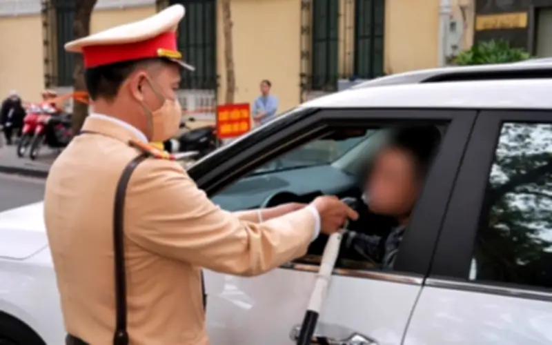 Những điều 'ngạc nhiên' sau Tết: Vi phạm giao thông tăng vọt, văn hóa xuống cấp