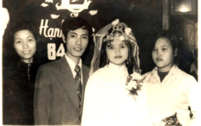 Những Mối Tình Và Đám Cưới Thời Bao Cấp Trong Khu Tập Thể Cũ Hà Nội