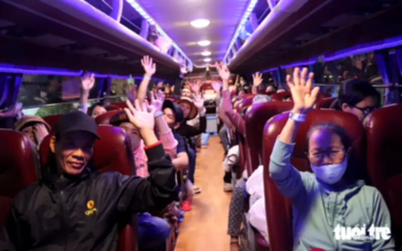 Những Ngày Bận Rộn Làm Nên Cái Tết Đoàn Viên Trong Ký ức 9X Miền Đông