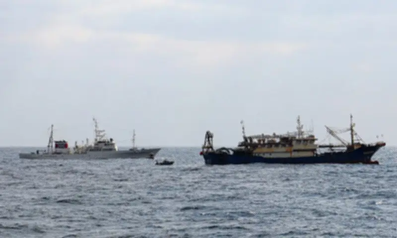 Nhật Bản thả thuyền trưởng tàu cá Trung Quốc sau cam kết nộp tiền bảo lãnh