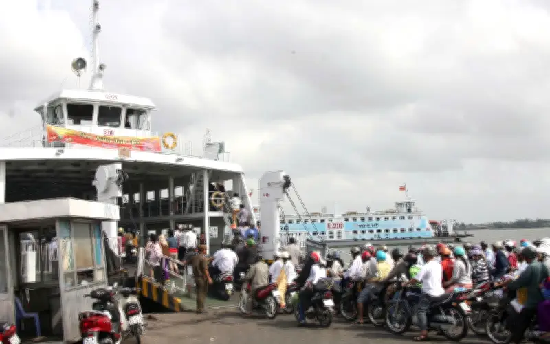 Những Chuyến Phà Cần Thơ Cuối Cùng: Ký Ức Về Một Thời 'Qua Sông Lụy Phà'