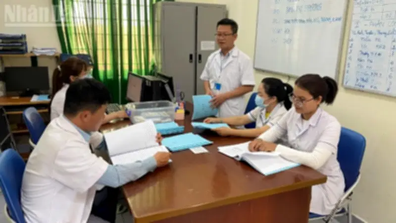 Nỗi lòng thầm lặng của những 'bác sĩ tâm thần' tại Đắk Lắk: Áp lực, nguy hiểm và kỳ thị