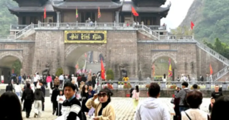 Ninh Bình Đón Gần 1,4 Triệu Lượt Khách Du Xuân Đầu Năm 2026