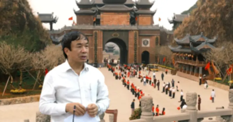 Ninh Bình đón hơn 2,3 triệu lượt khách dịp Tết, doanh thu đạt 2.450 tỷ đồng