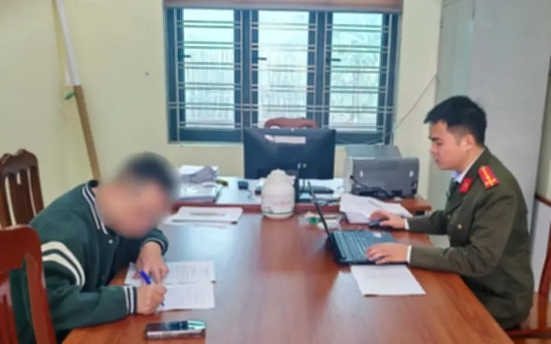 Ninh Bình xử phạt người đăng bình luận xúc phạm CSGT hy sinh trên mạng xã hội