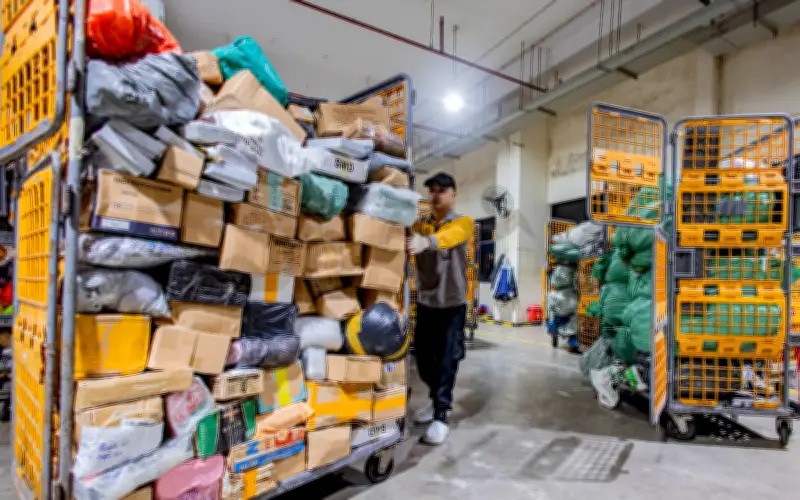 Trung tâm Vận chuyển Miền Bắc Xử lý 800 Tấn Hàng Ngày Phục vụ Tết Bính Ngọ 2026