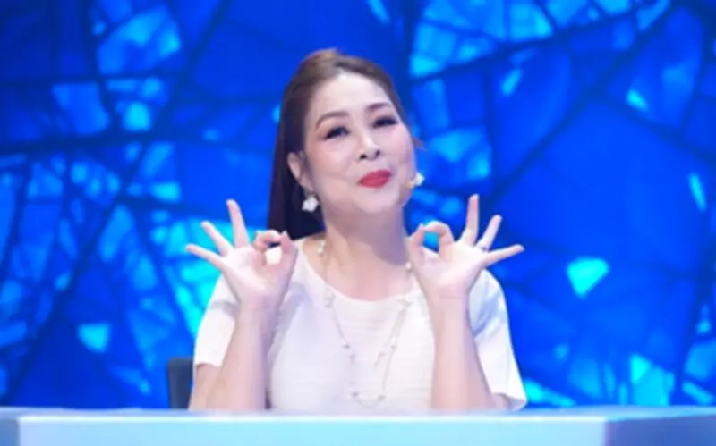 NSND Hồng Vân: Hành trình từ sân khấu đến tổ ấm hạnh phúc