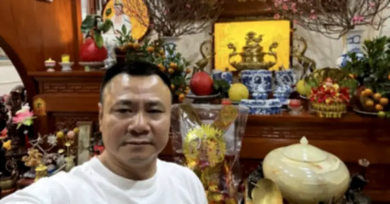 NSND Tự Long trang hoàng nhà cửa rực rỡ đón Tết, không gian thờ tự ấm cúng gây ấn tượng