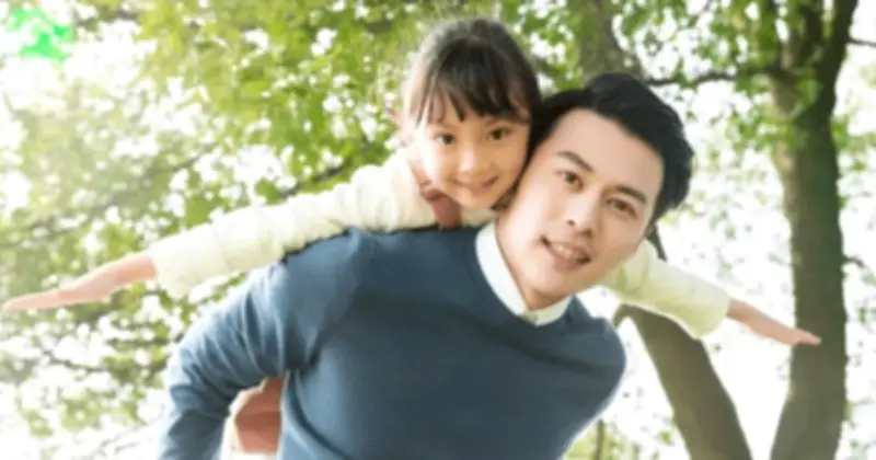 Nuôi dạy con trai và con gái: Những sai lầm cha mẹ cần tránh để không tạo nút thắt tương lai