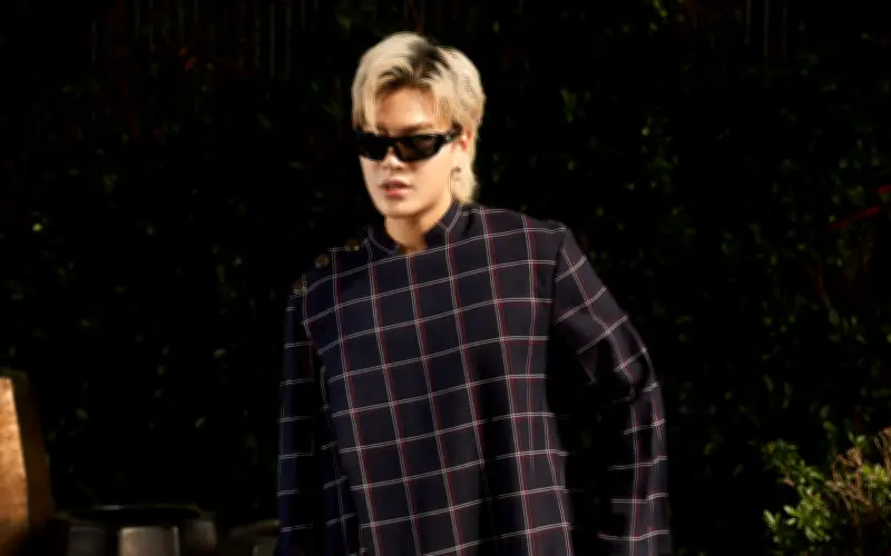 Áo dài mừng Tết của Á quân Hạt Việt Nhí, quê Nghệ An gây chú ý