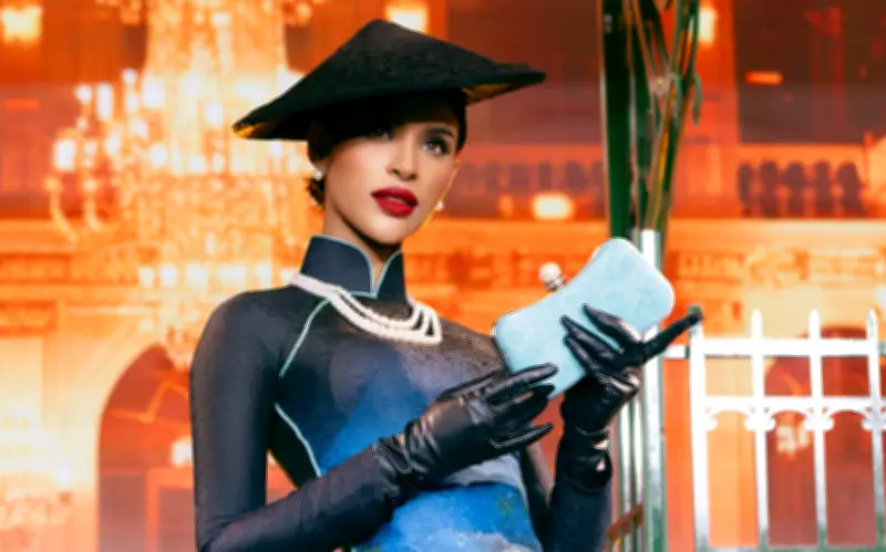 Áo Dài Việt Kết Hợp Găng Tay: Hồi Ức Thời Trang Vàng Son Và Sự Đối Thoại Đương Đại