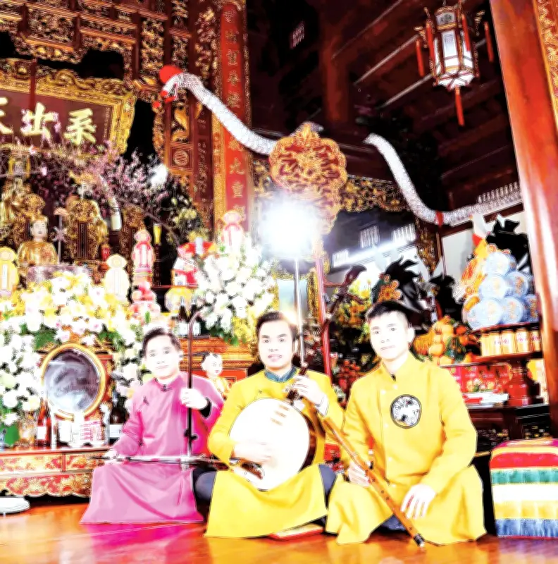 Đạo Mẫu: Bảo tồn tinh thần cốt lõi giữa thách thức thương mại hóa và biến tướng