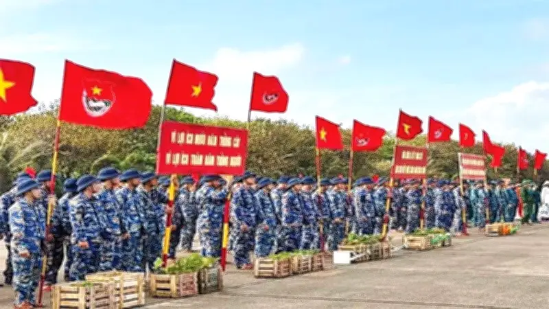 Đảo xa, quân đội và địa phương sôi nổi đón Xuân Bính Ngọ 2026