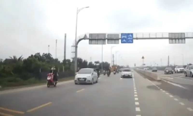 Đoạn đường gom cao tốc Hưng Yên - Thái Bình khiến tài xế 'nghi ngờ chính mình'