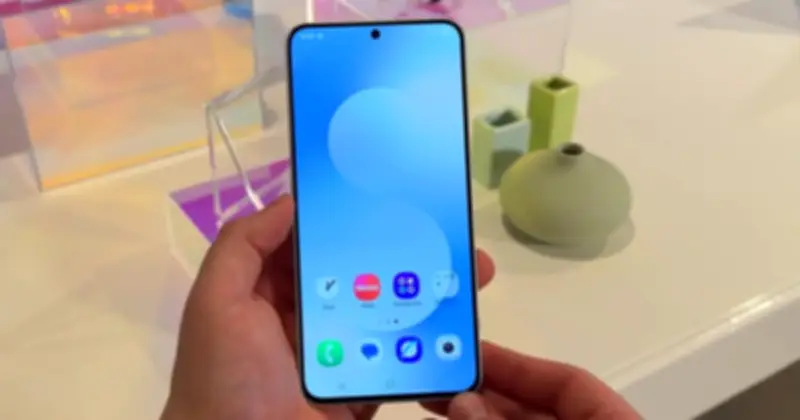 One UI 8.5 của Samsung: Giao diện đẹp hơn nhưng vẫn thua iOS 26 về độ mượt mà