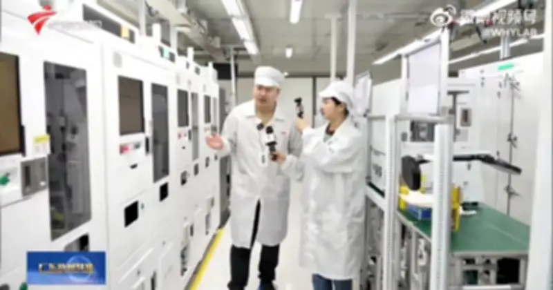 OPPO Find N6 hé lộ trước giờ ra mắt: Nếp gấp gần như biến mất, camera 200 MP đột phá