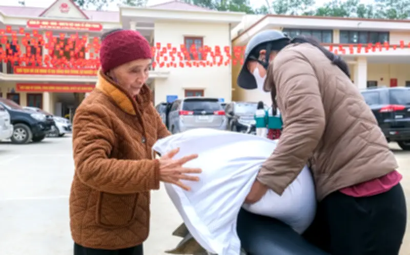 Hơn 14.500 tấn gạo dự trữ quốc gia hỗ trợ người dân nghèo đón Tết Bính Ngọ 2026