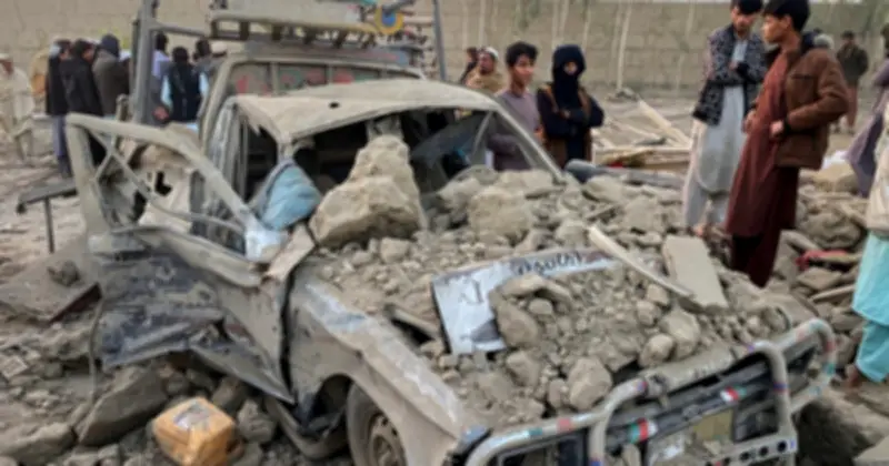 Pakistan Không Kích Kabul, Afghanistan Đáp Trả, Căng Thẳng Biên Giới Leo Thang