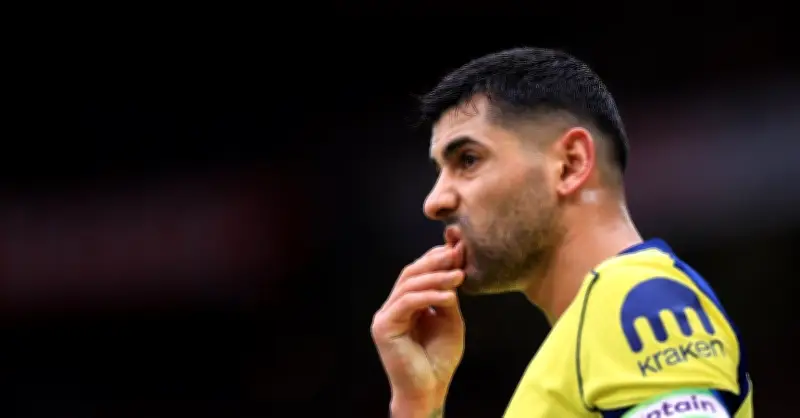 Paul Scholes Kêu Gọi MU Chiêu Mộ 'Cầu Thủ Ngông Cuồng Nhất' Tottenham