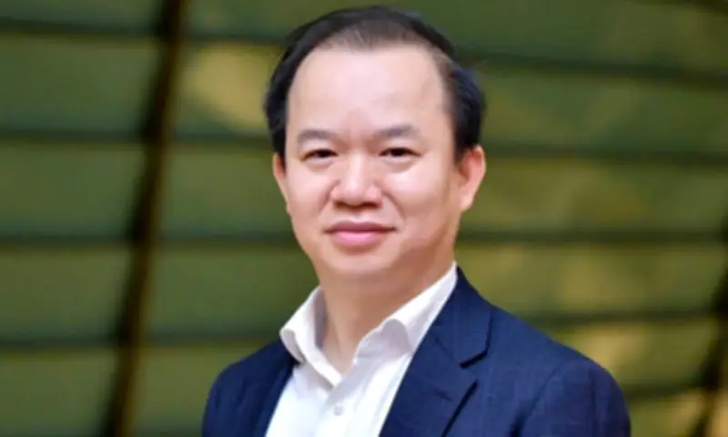 PGS.TS Bùi Hoài Sơn: 'VnExpress xây tủ sách là mô hình cần khuyến khích'