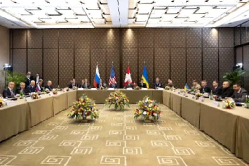 Phái đoàn Ukraine bất đồng nội bộ trong vòng đàm phán Geneva