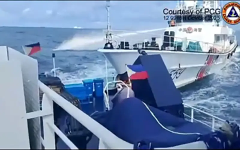 Philippines kêu gọi Trung Quốc bình tĩnh và chuyên nghiệp trong tranh chấp Biển Đông