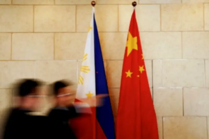 Philippines Kêu Gọi 'Bình Tĩnh' Trong Tranh Chấp Biển Với Trung Quốc