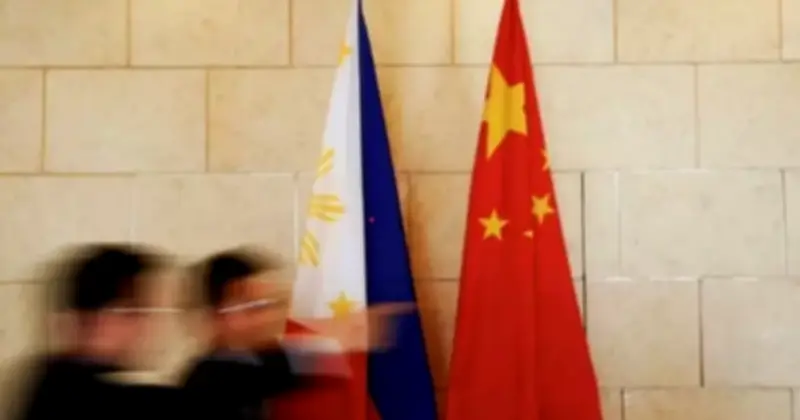 Philippines Kêu Gọi Trung Quốc Bình Tĩnh Trong Khẩu Chiến Leo Thang Về Biển Đảo